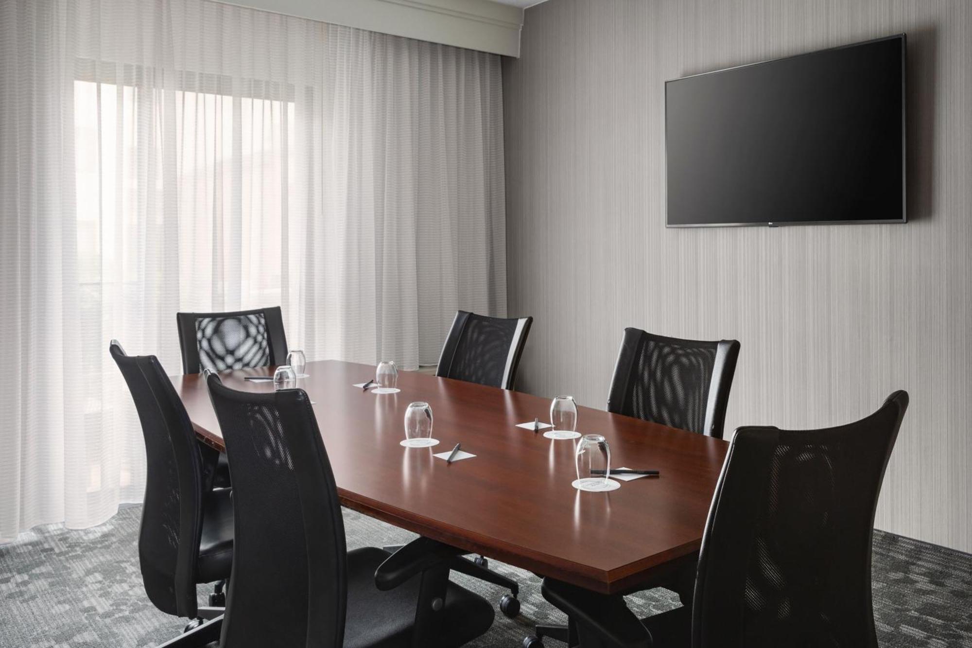 Courtyard By Marriott Mahwah Exterior foto
