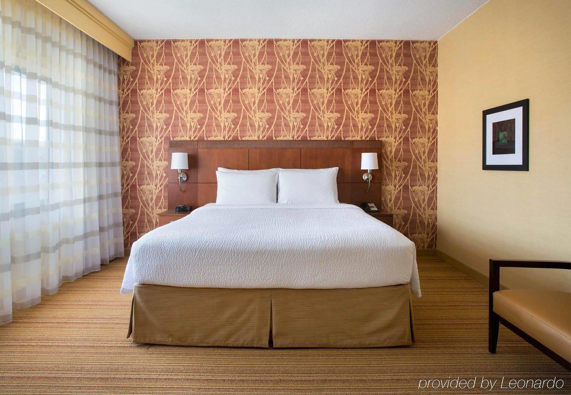 Courtyard By Marriott Mahwah Exterior foto