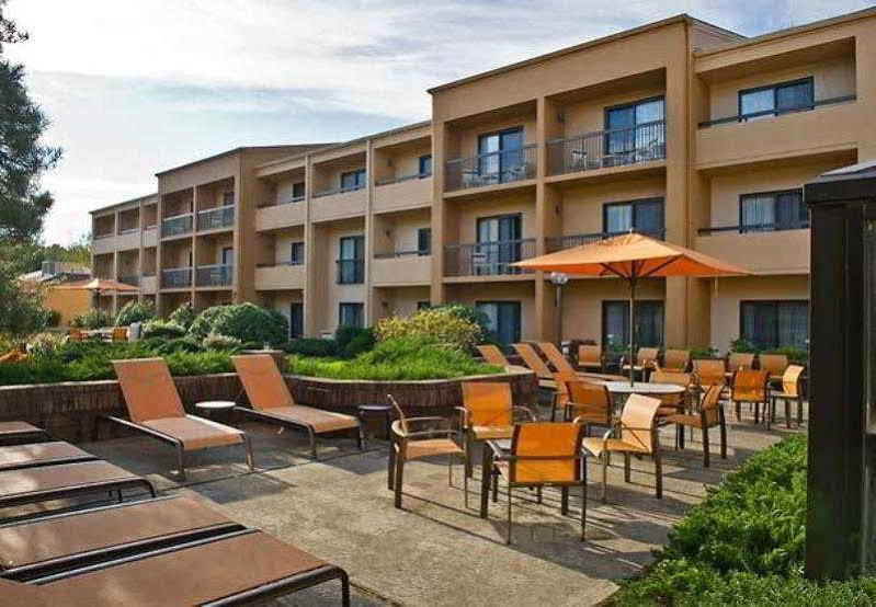 Courtyard By Marriott Mahwah Exterior foto